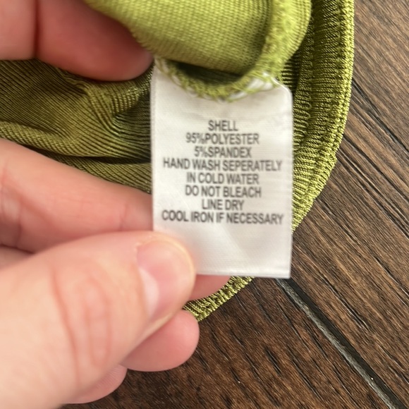 NWT Beyond the Sea Amelia Button Up Top in Green - Picture 5 of 6